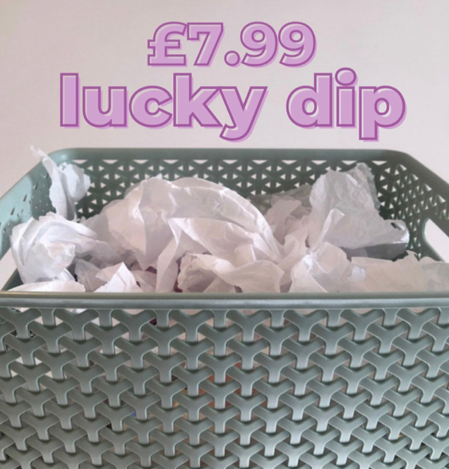Lucky Dip Scoop (Guaranteed 4 or more items)
